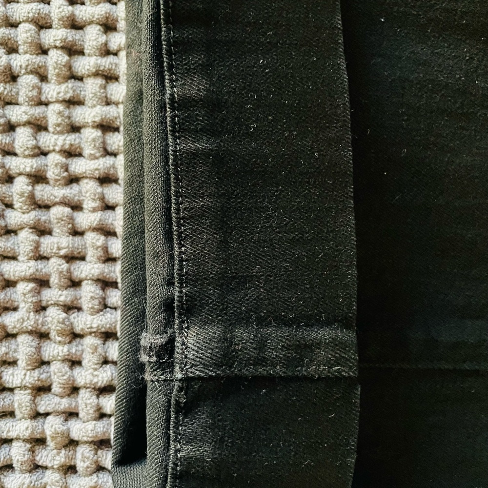 J Brand Heartbreaker Black Flare Slight Stretch Jean - Picture 8 of 11